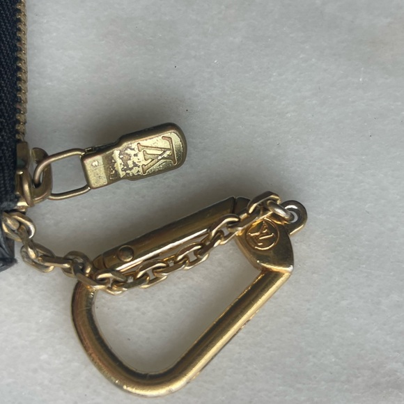 Louis Vuitton Epi Pochette Cles Key Case Coin Wallet - Picture 5 of 8